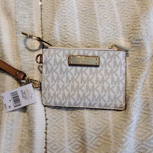MICHAEL Michael Kors Handbags - MICHEAL Michael Kors Wristlet Wallet MICHAEL Michael Kors Handbags - MICHEAL Michael Kors Wristlet Wallet